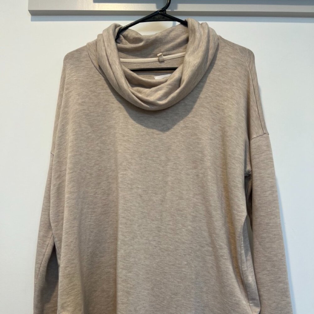 Lou & Grey Signaturesoft Cowl Top